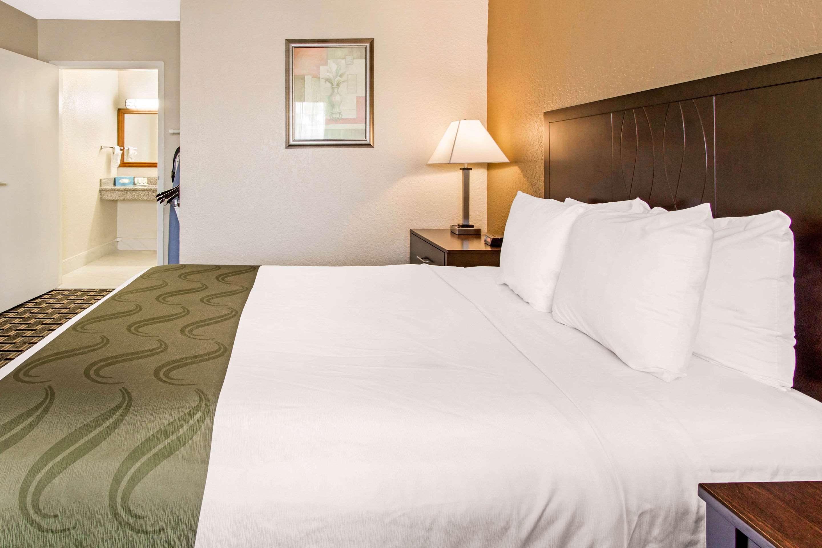 Quality & Conference Center Hotel 3*