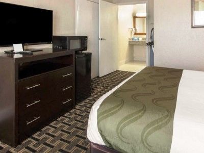 Quality & Conference Center 3*