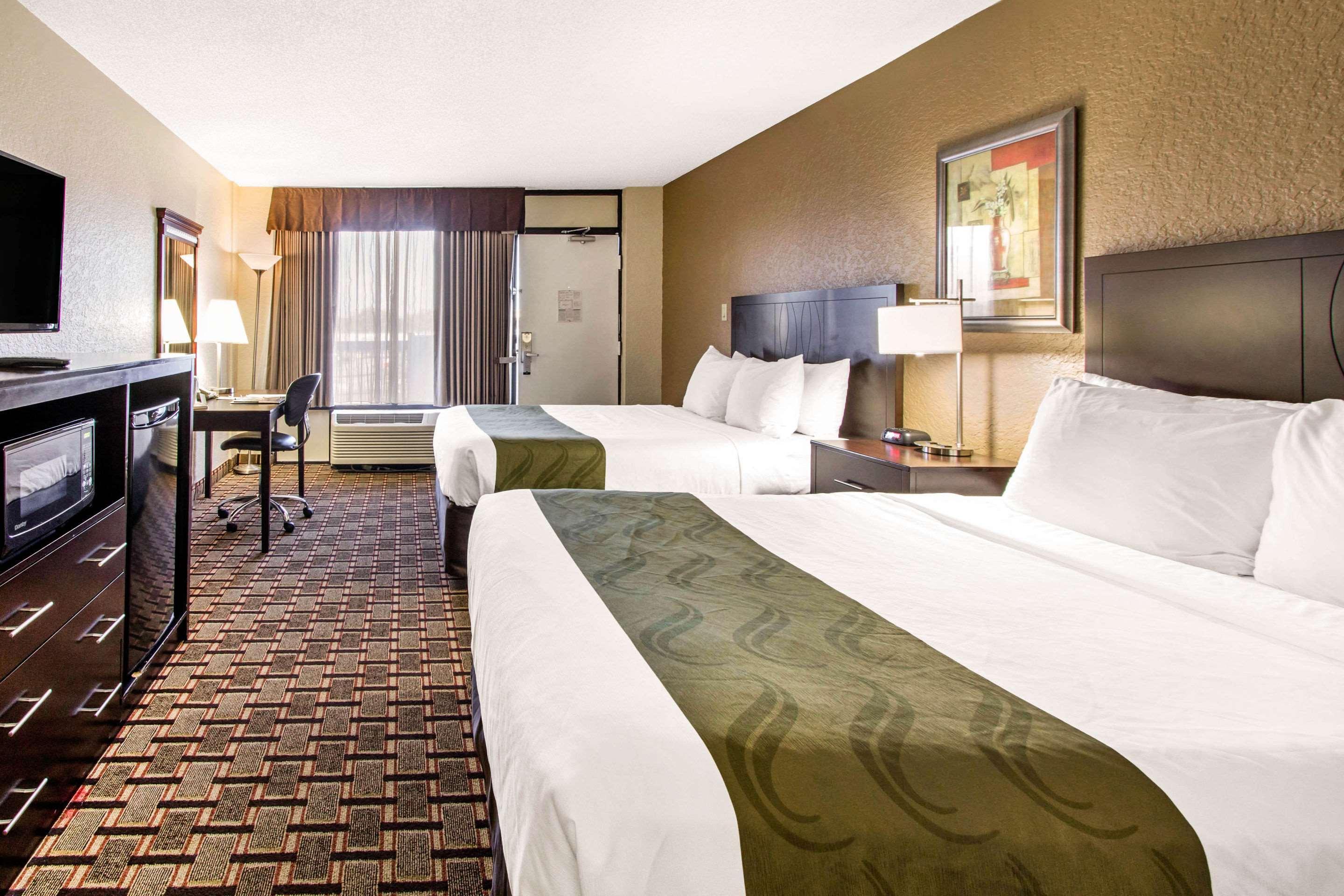 Hotel Quality & Conference Center Tampa