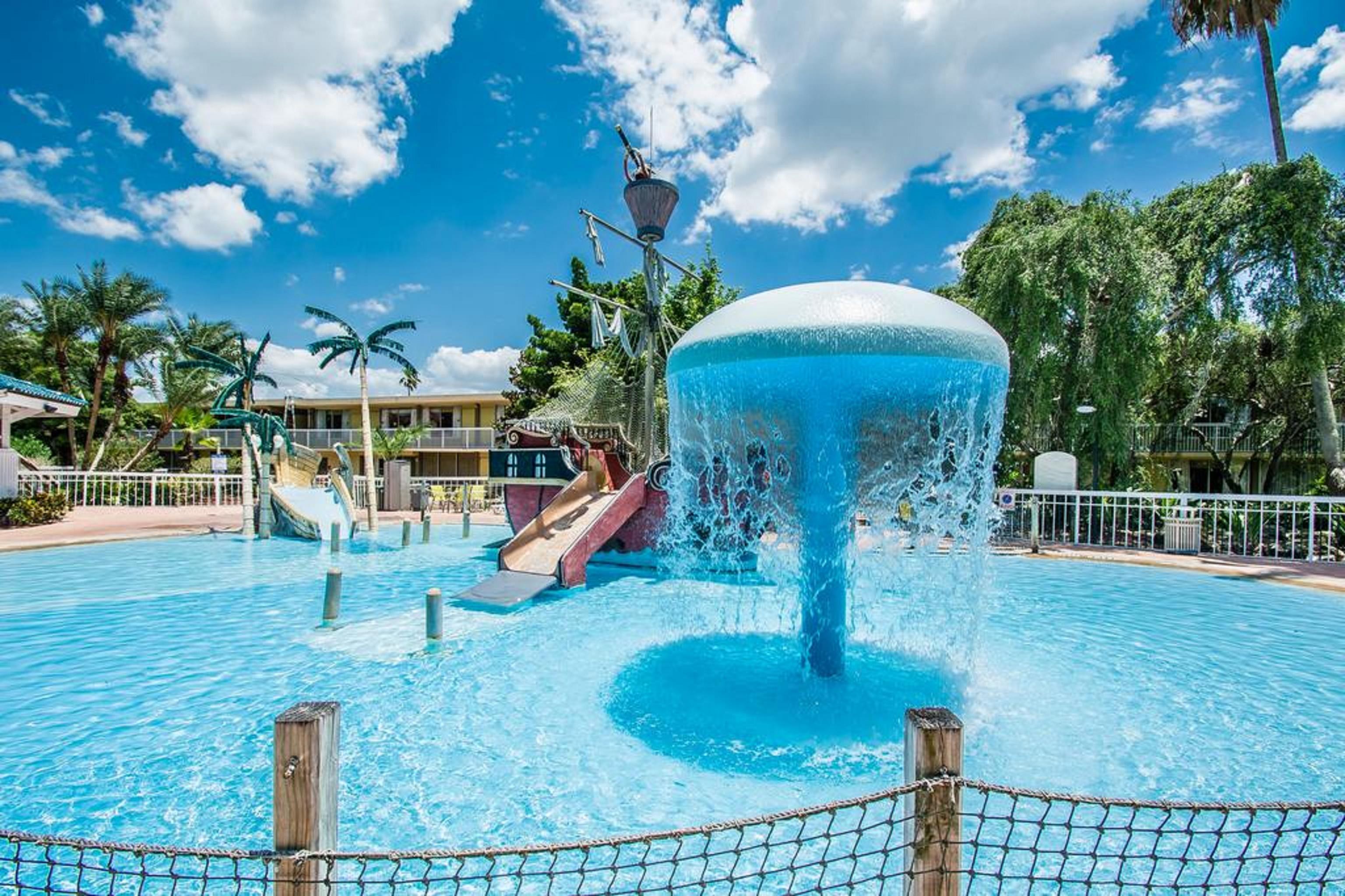 Quality & Conference Center 3* Tampa