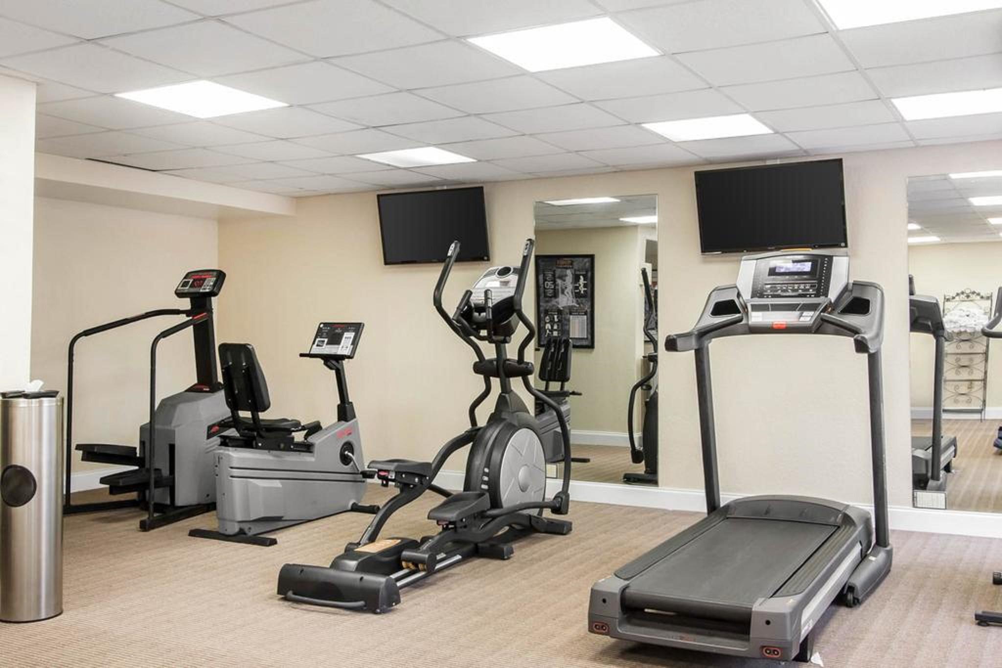 Quality & Conference Center 3*