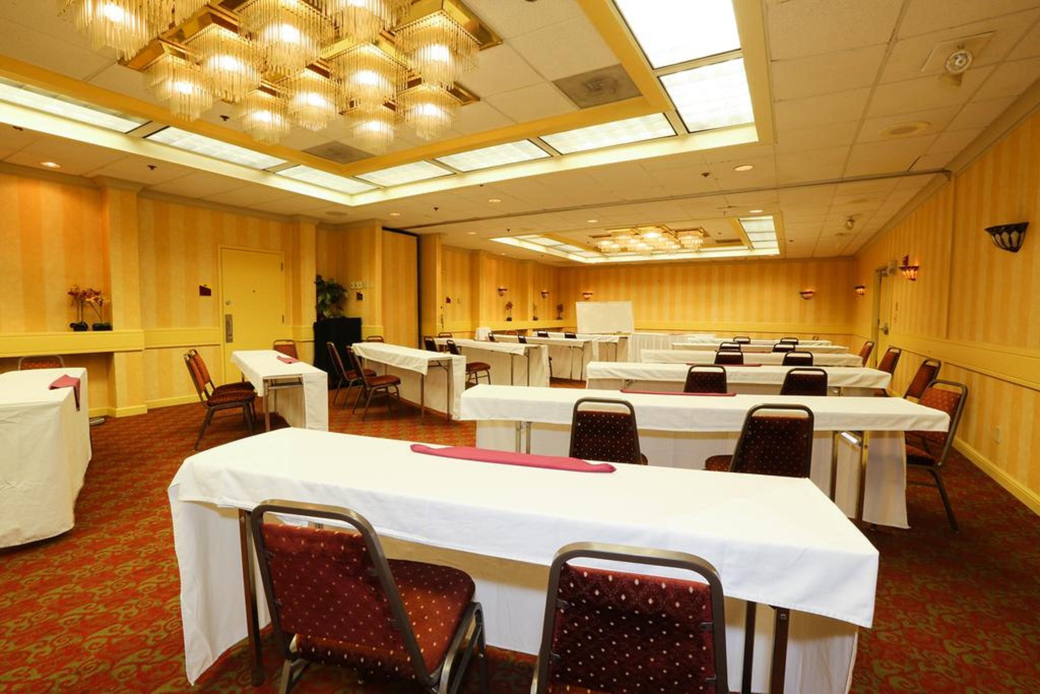 Hotel Quality & Conference Center Tampa