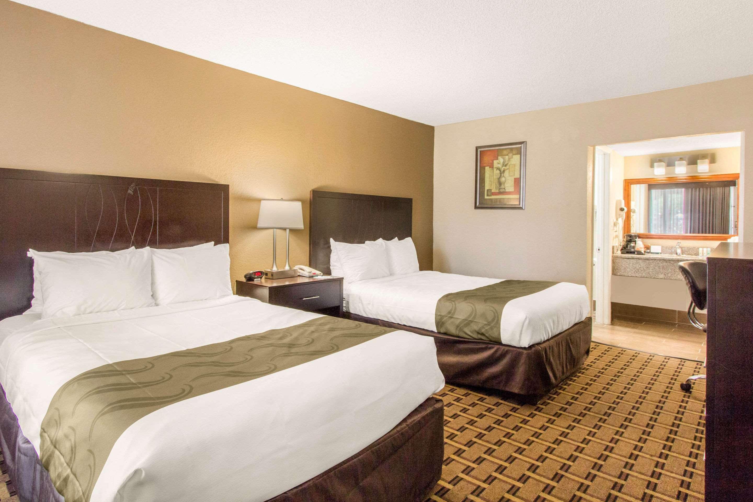 Quality & Conference Center 3* Tampa