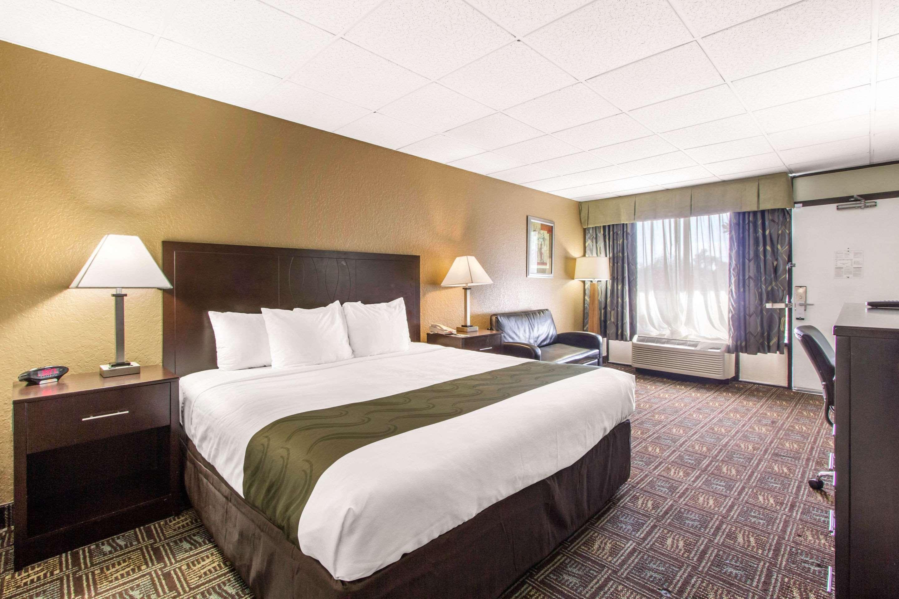 Hotel Quality & Conference Center 3*