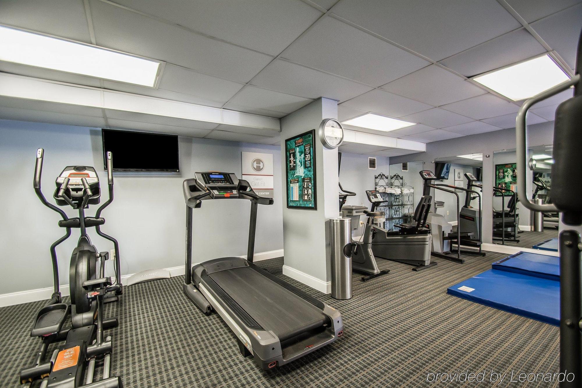 Quality & Conference Center 3* Tampa