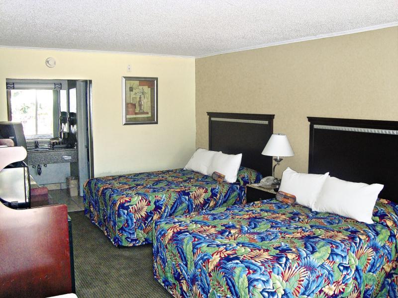 Quality & Conference Center Hotel