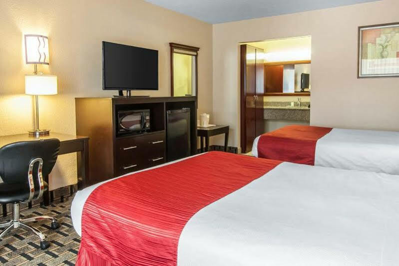 Quality & Conference Center Hotel